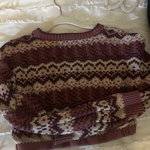 AEROPOSTALE Patterned Knit Sweater in Burgundy and Cream